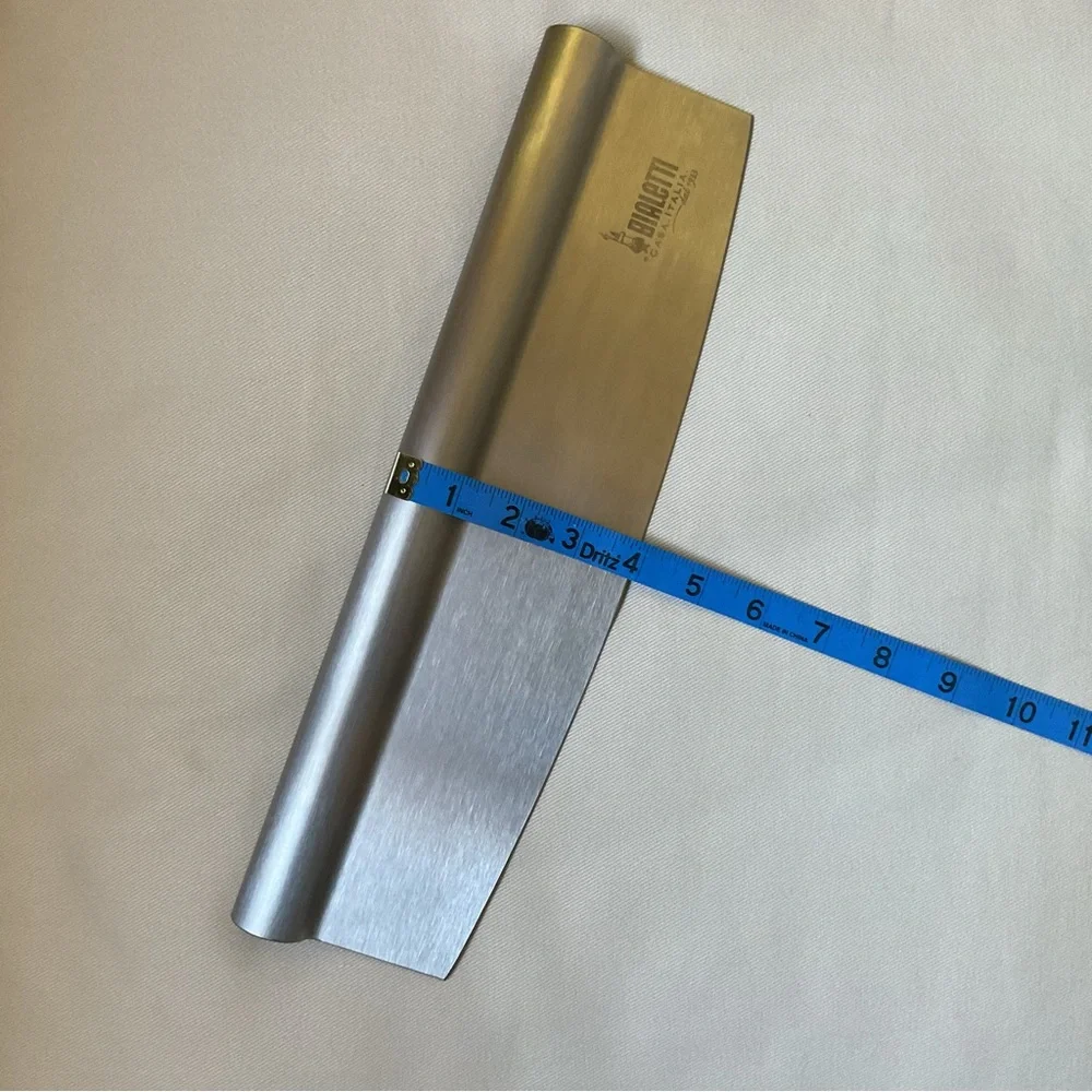 NIB Bialetti Pizza Chopper
